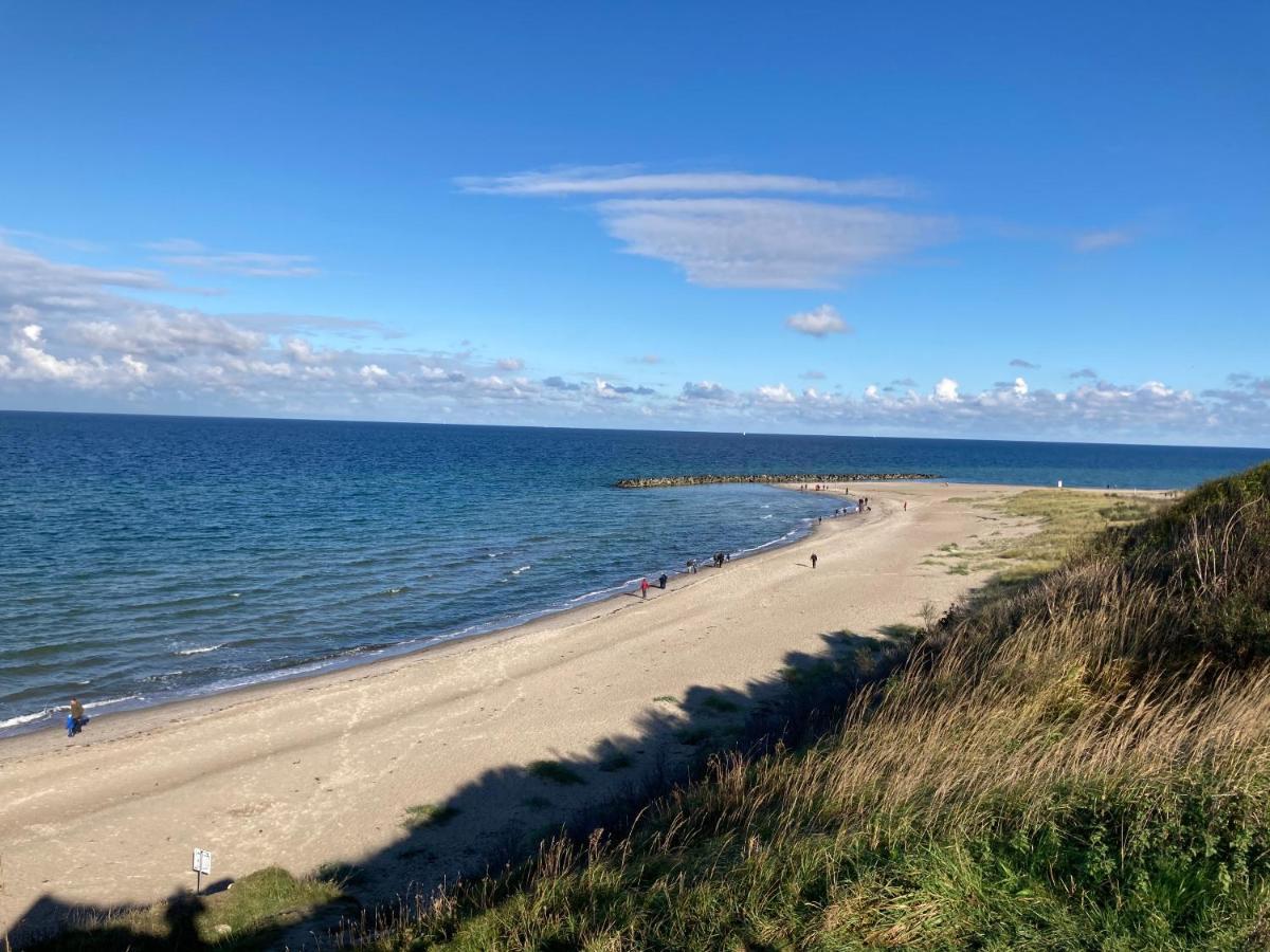 Die Kleine Acht - Direkt Am Strand Dierhagen Exterior photo